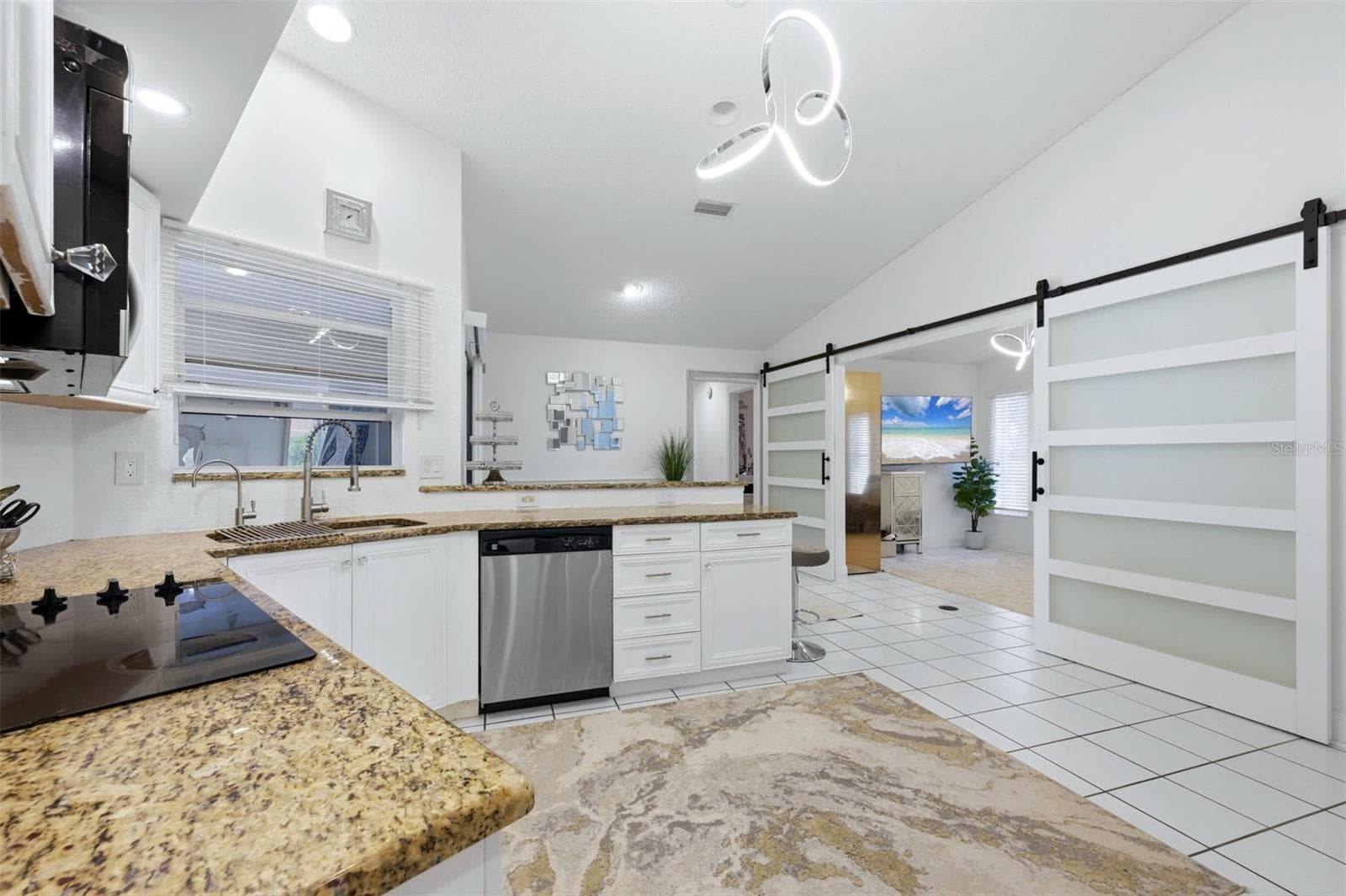 Single Family Residence at 4246 HEARTHSTONE DR, SARASOTA, photo 14 of 38