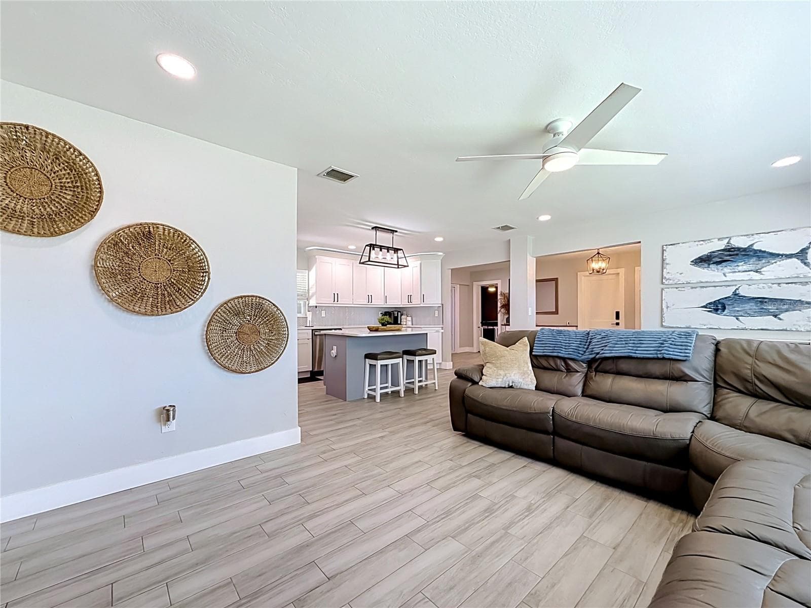 Single Family Residence at 1509 BARBARA AVE, CLEARWATER, photo 12 of 30