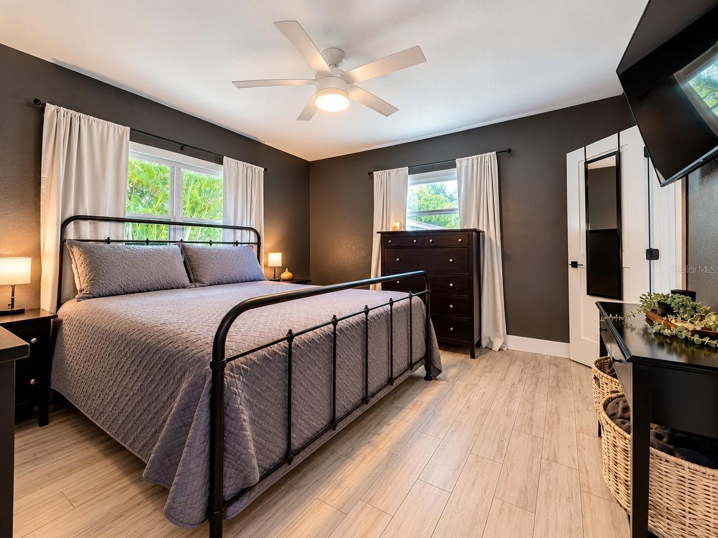 Single Family Residence at 1509 BARBARA AVE, CLEARWATER, photo 14 of 30