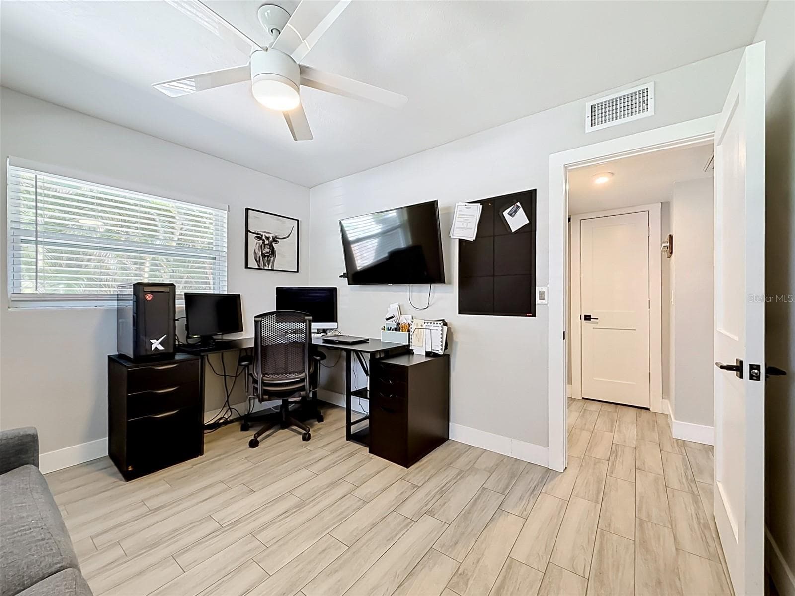 Single Family Residence at 1509 BARBARA AVE, CLEARWATER, photo 18 of 30