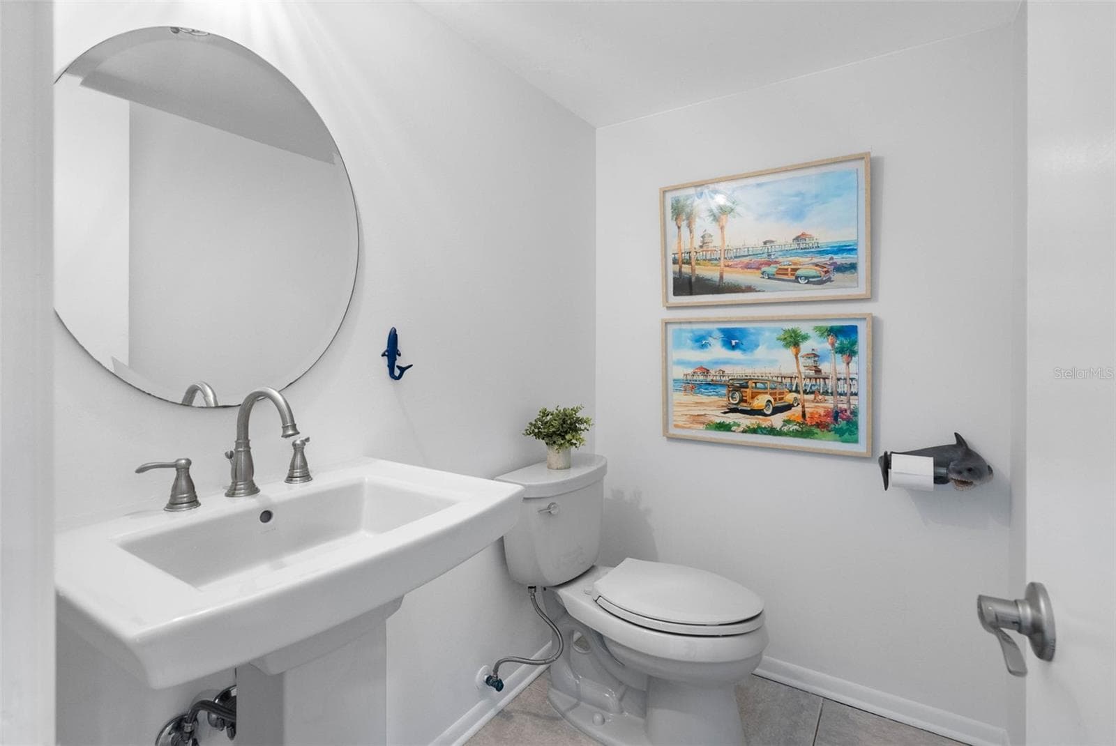 First Level 1/2 Bath - 2700 BAYSHORE BLVD #511, DUNEDIN