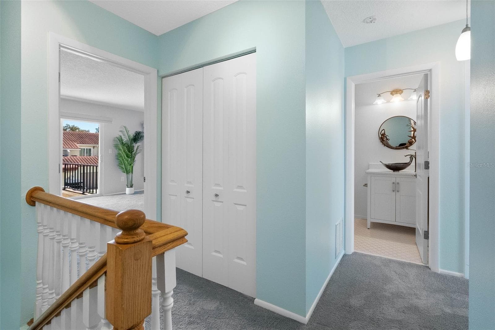 Hall at top of the stairs - 2700 BAYSHORE BLVD #511, DUNEDIN