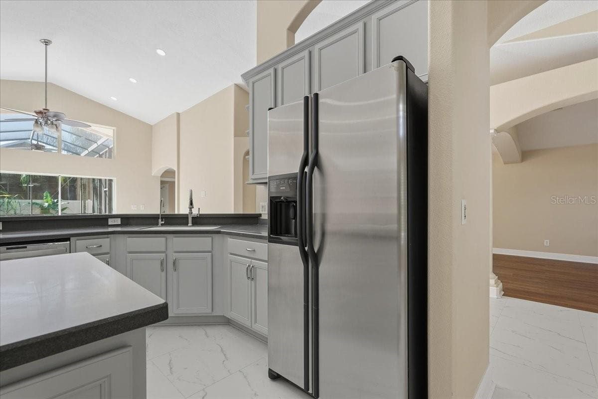 Single Family Residence at 8211 CANYON CREEK WAY, TAMPA, photo 17 of 78