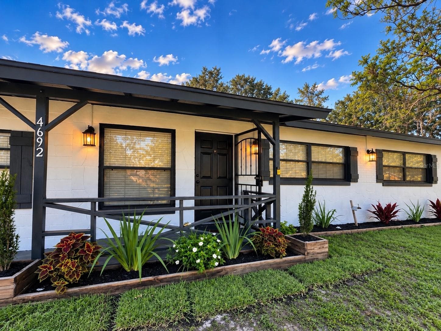 Single Family Residence at 4692 BARLEY ST, ORLANDO, photo 2 of 27