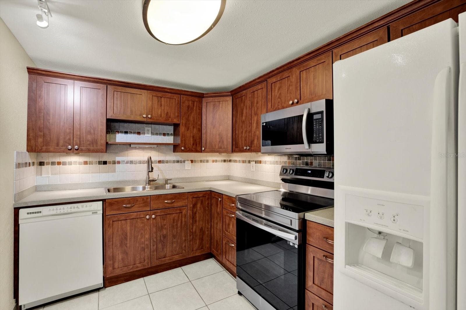 Condominium at 10216 REGAL DR #404, LARGO, photo 9 of 56