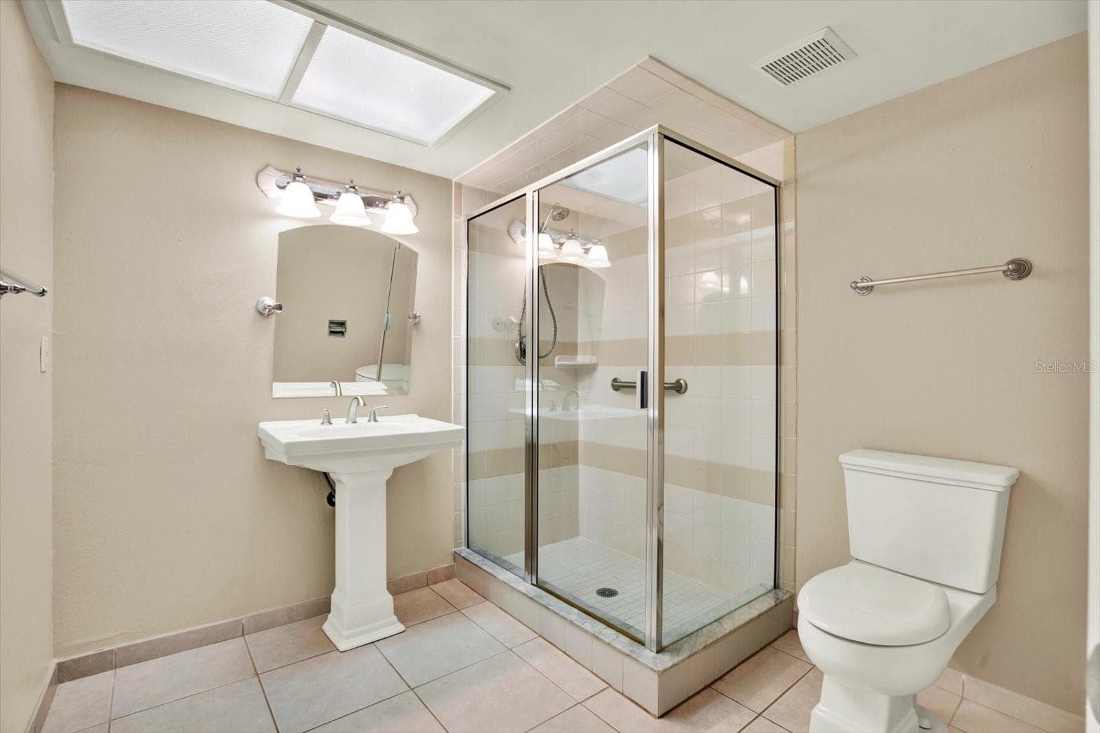 Condominium at 10216 REGAL DR #404, LARGO, photo 23 of 56