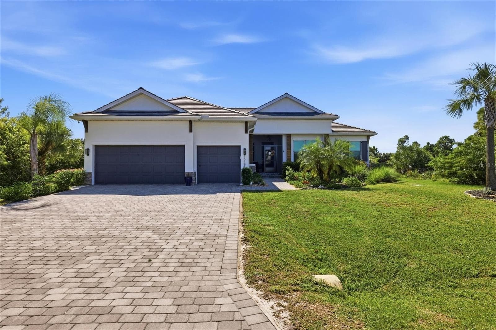 15185 HENNIPEN CIR