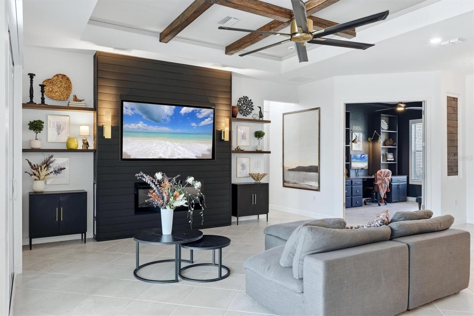 Single Family Residence at 15185 HENNIPEN CIR, PORT CHARLOTTE, photo 8 of 66