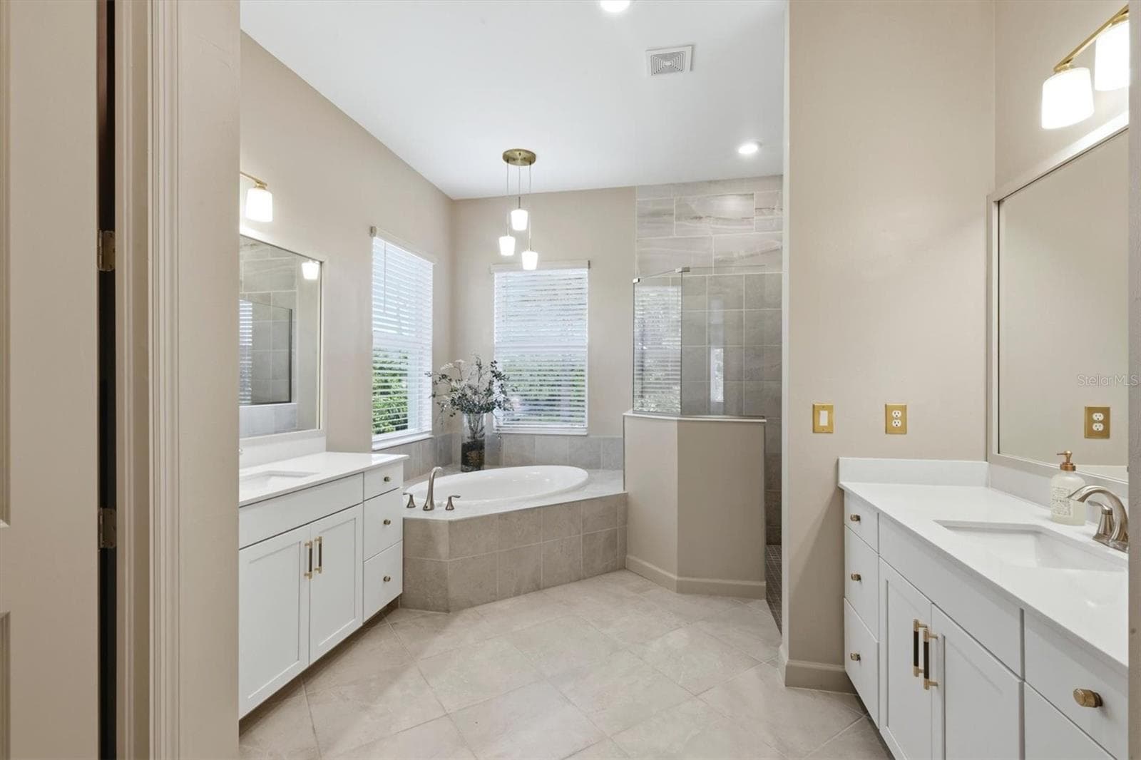 Single Family Residence at 15185 HENNIPEN CIR, PORT CHARLOTTE, photo 27 of 66