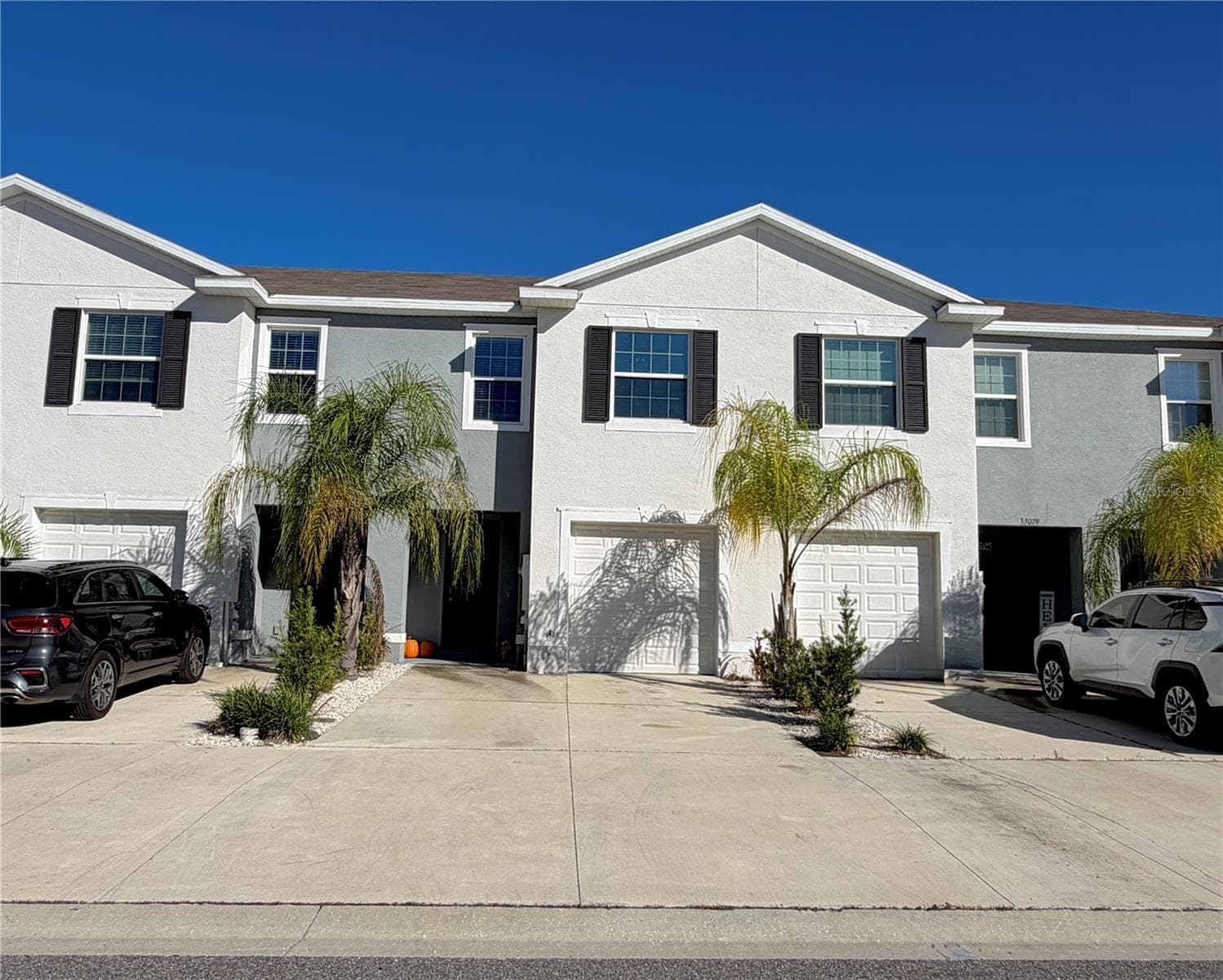 33075 FROSTED CLOVER WAY