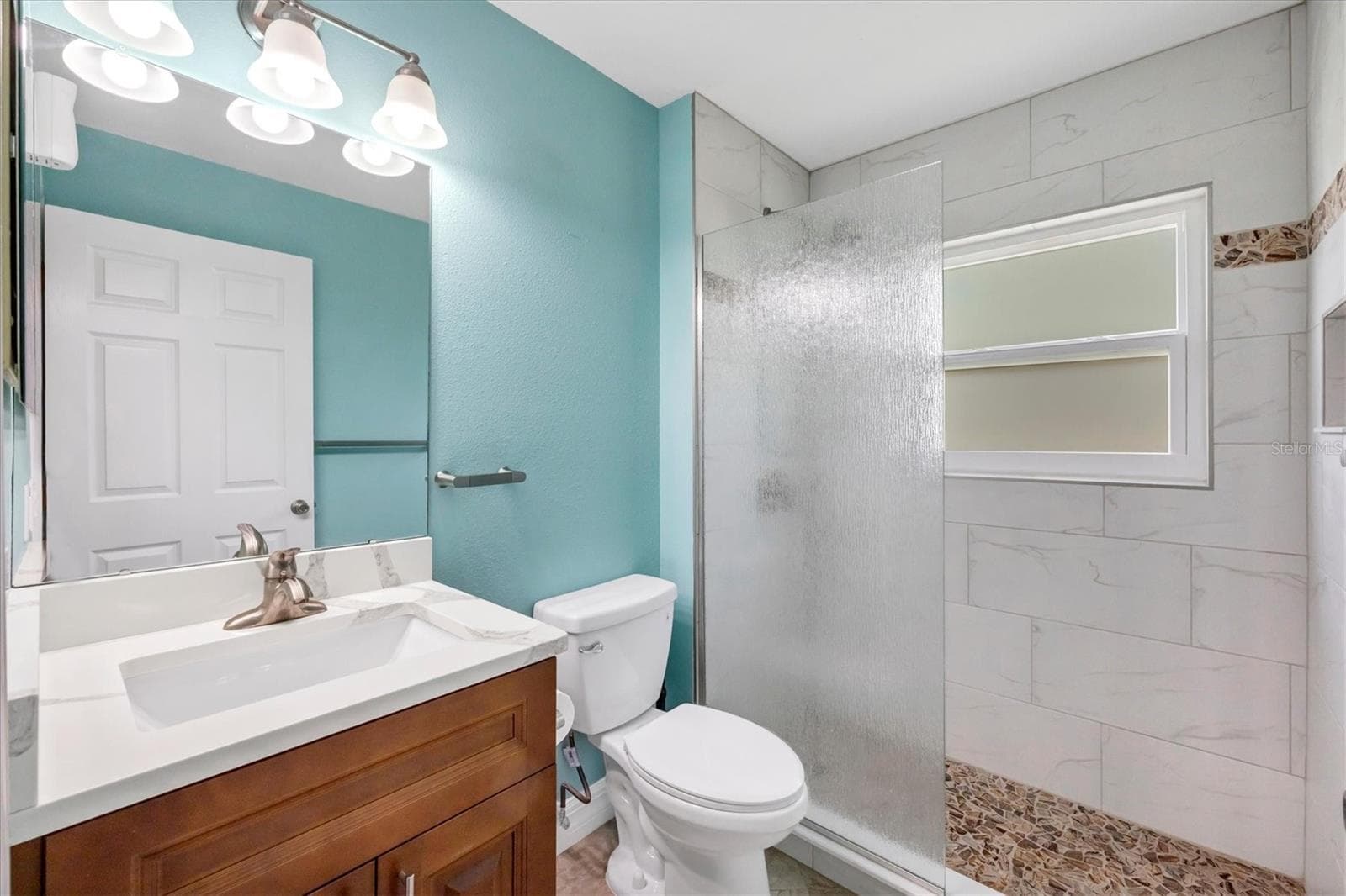 BATH - 8183 DELAND ST, PORT CHARLOTTE