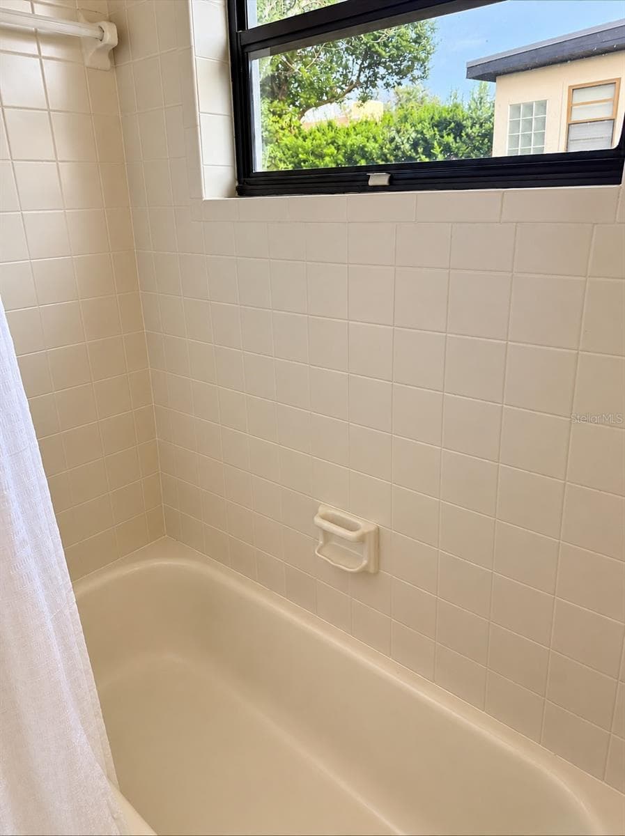 Single Family Residence at 8664 HEATHER BLVD, WEEKI WACHEE, photo 18 of 20