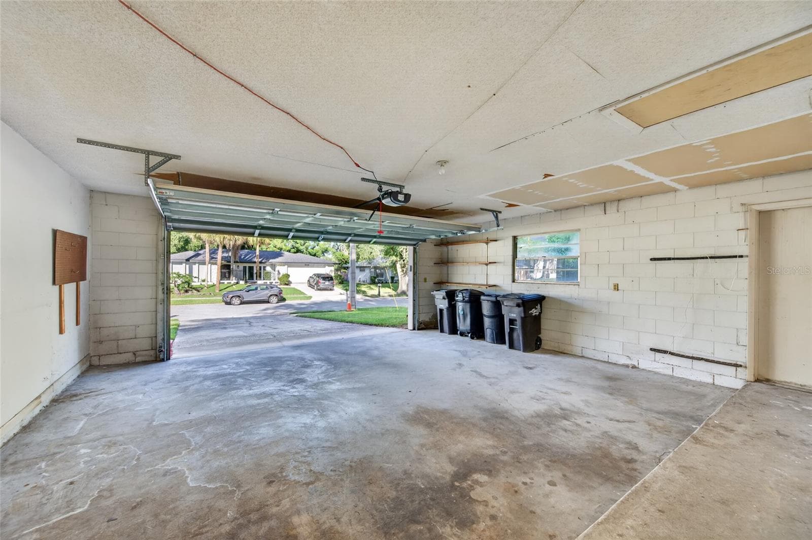 Single Family Residence at 608 PARKWOOD AVE, ALTAMONTE SPRINGS, photo 5 of 28