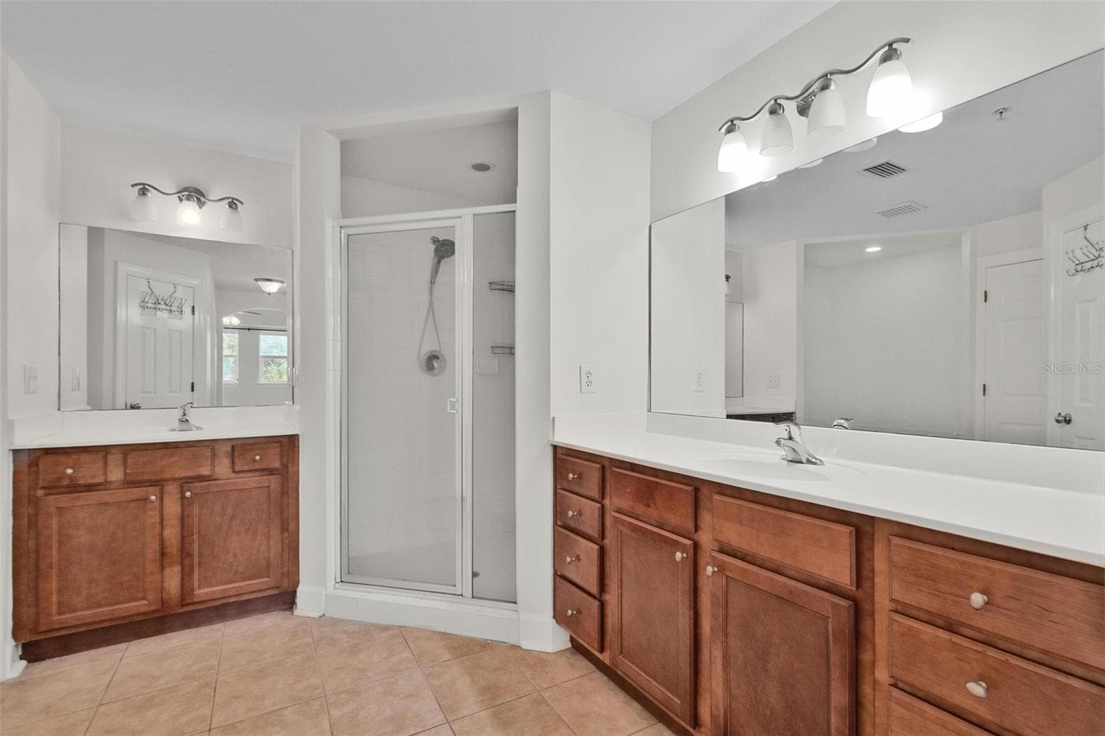 Primary Bathroom - 300 BELLA HARBOR CT #101, PALM COAST