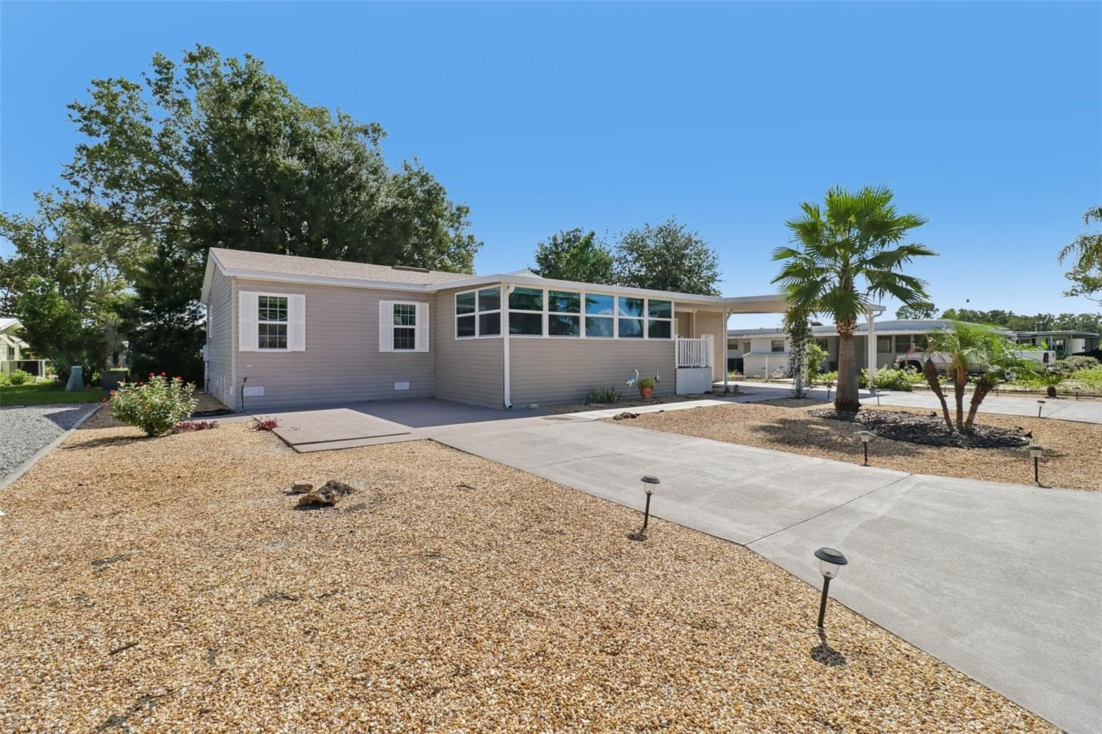 Manufactured Home at 2745 VINDALE RD, TAVARES, photo 32 of 39