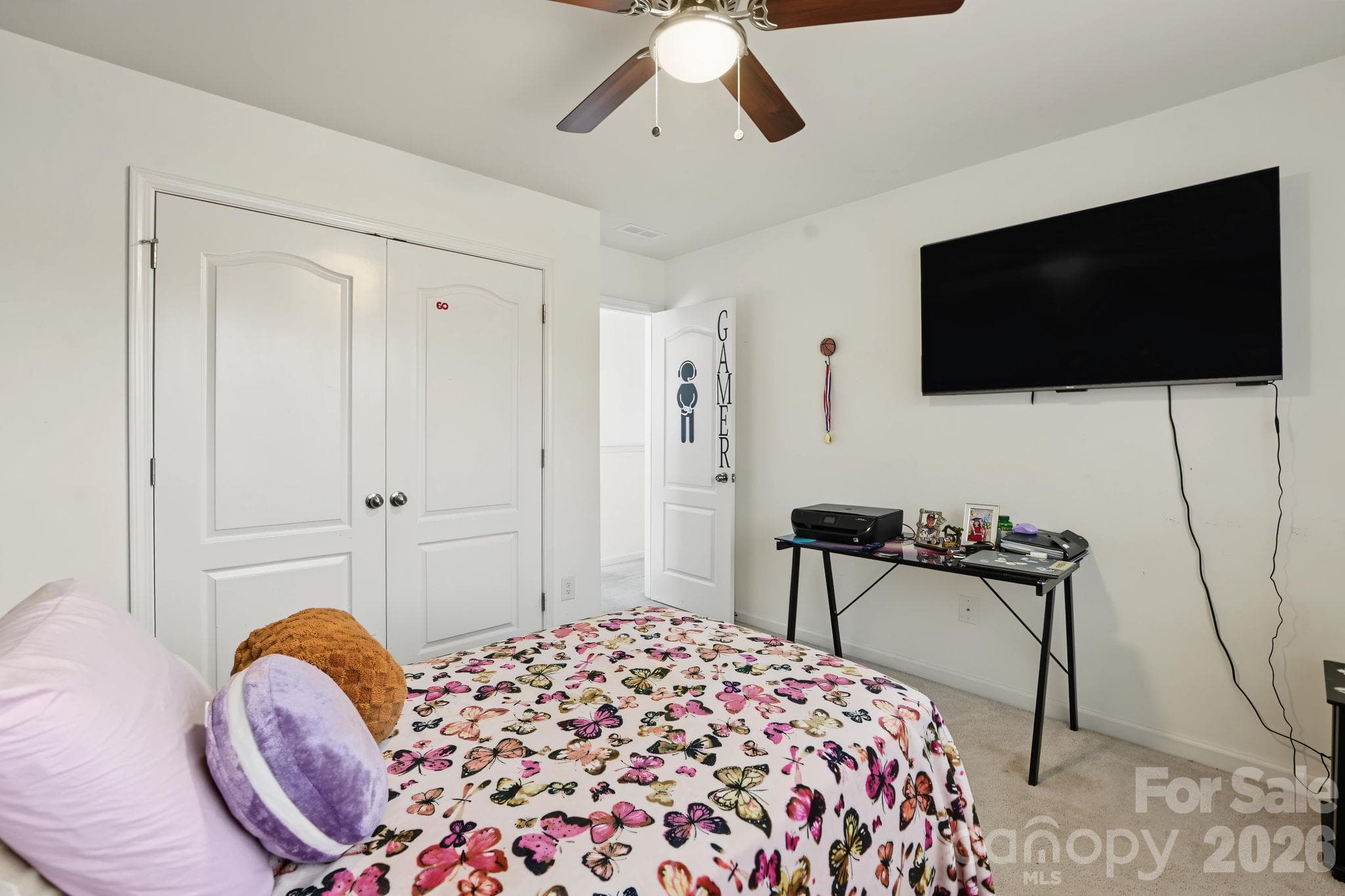 Single Family Residence at 1122 Loggerhead Drive, Lancaster, photo 25 of 45