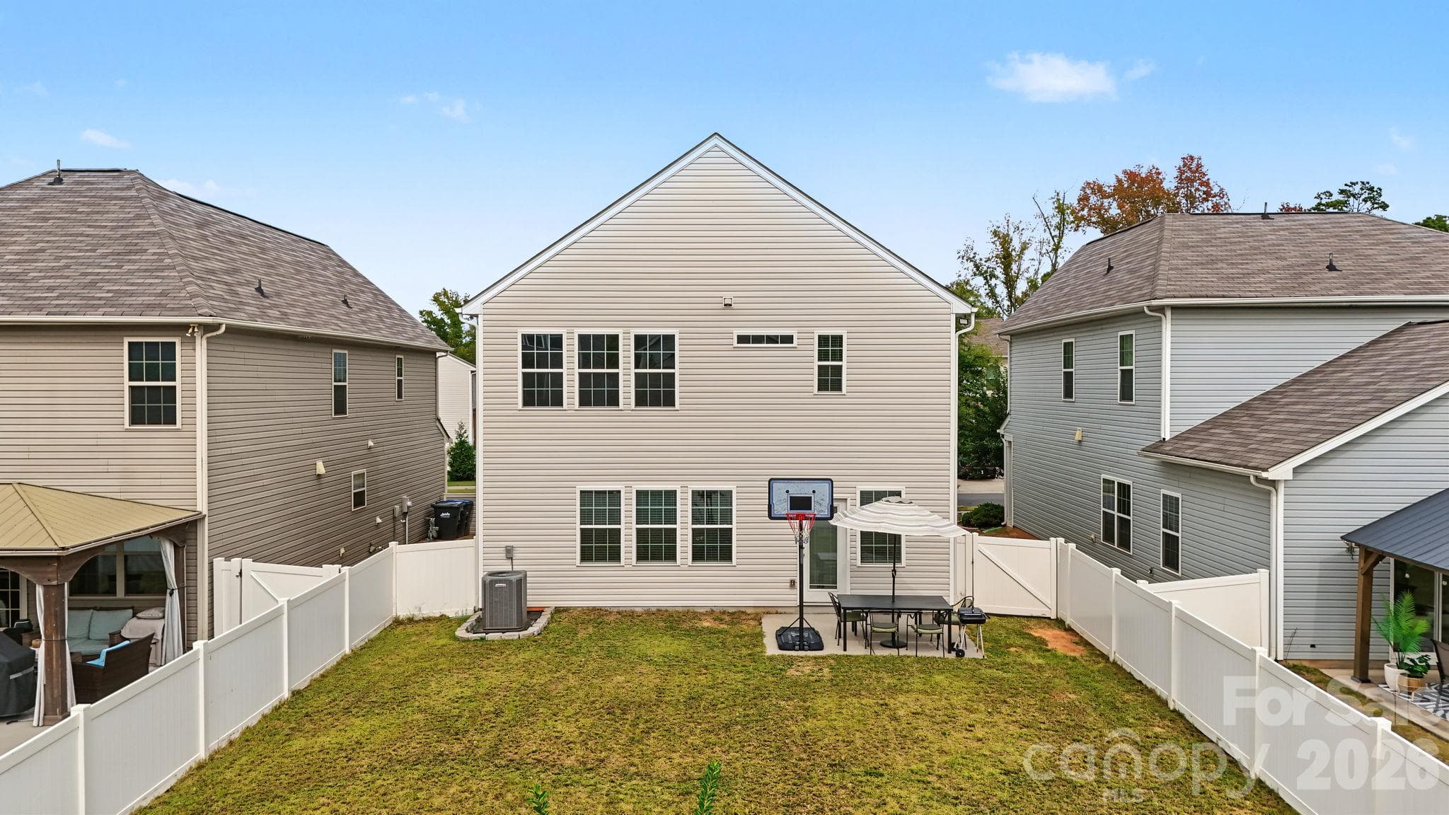 Single Family Residence at 1122 Loggerhead Drive, Lancaster, photo 42 of 45