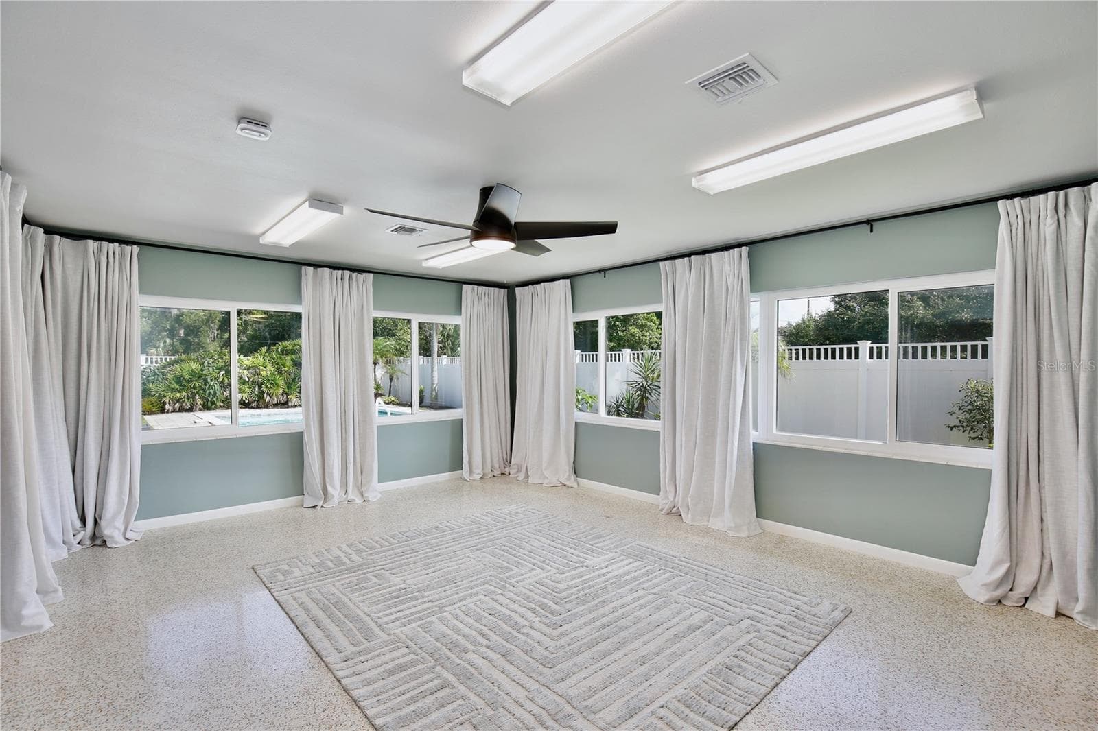 Single Family Residence at 2387 WASHINGTON RD, MOUNT DORA, photo 20 of 67
