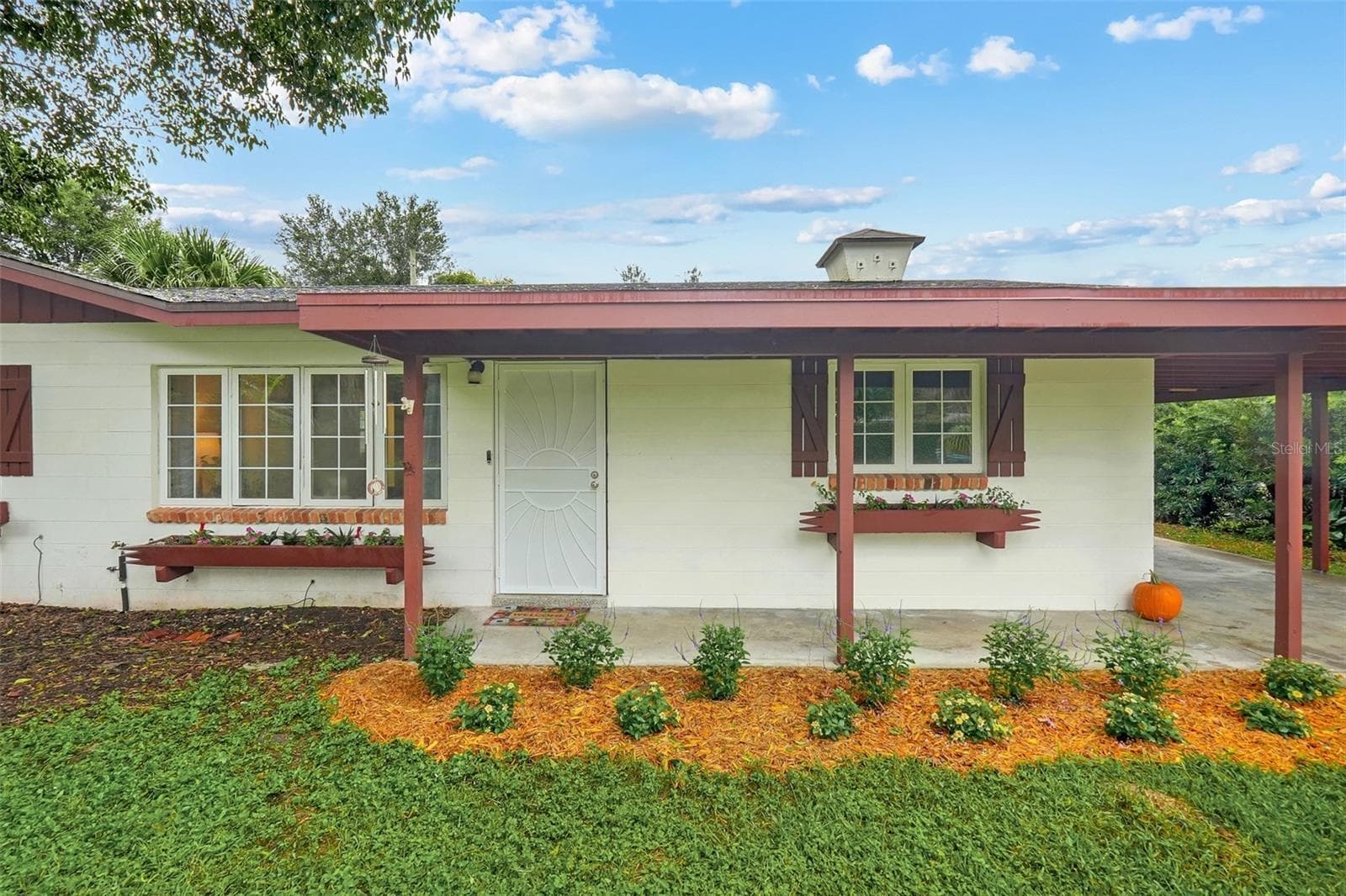Single Family Residence at 3607 S CRYSTAL LAKE DR, ORLANDO, photo 4 of 42