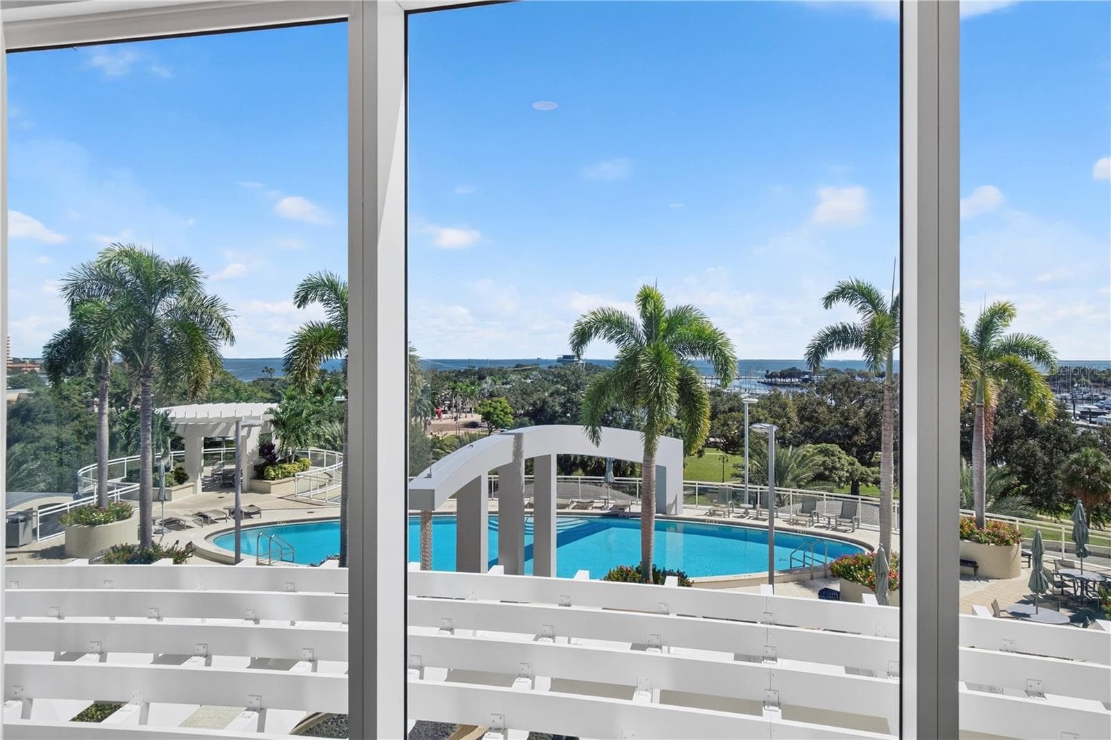View from Family Room - 180 BEACH DR NE #502, ST PETERSBURG