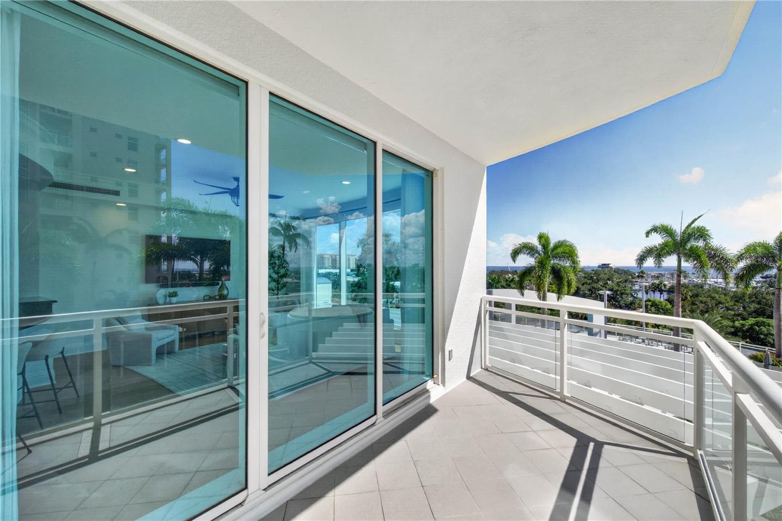 Family Room Balcony - 180 BEACH DR NE #502, ST PETERSBURG