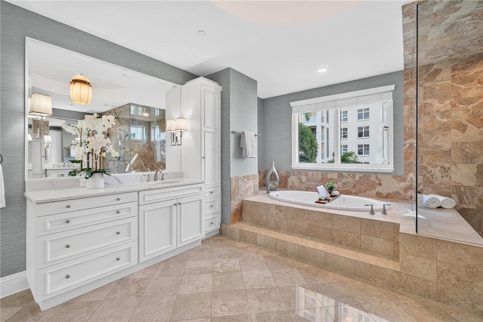 Primary Bath - 180 BEACH DR NE #502, ST PETERSBURG