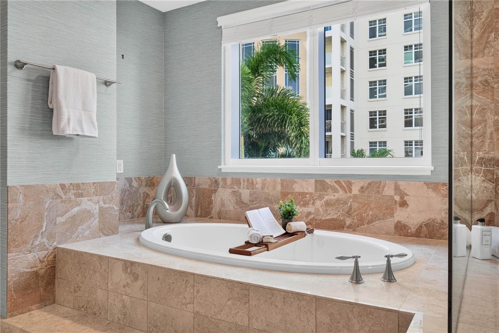 Primary Bath - 180 BEACH DR NE #502, ST PETERSBURG
