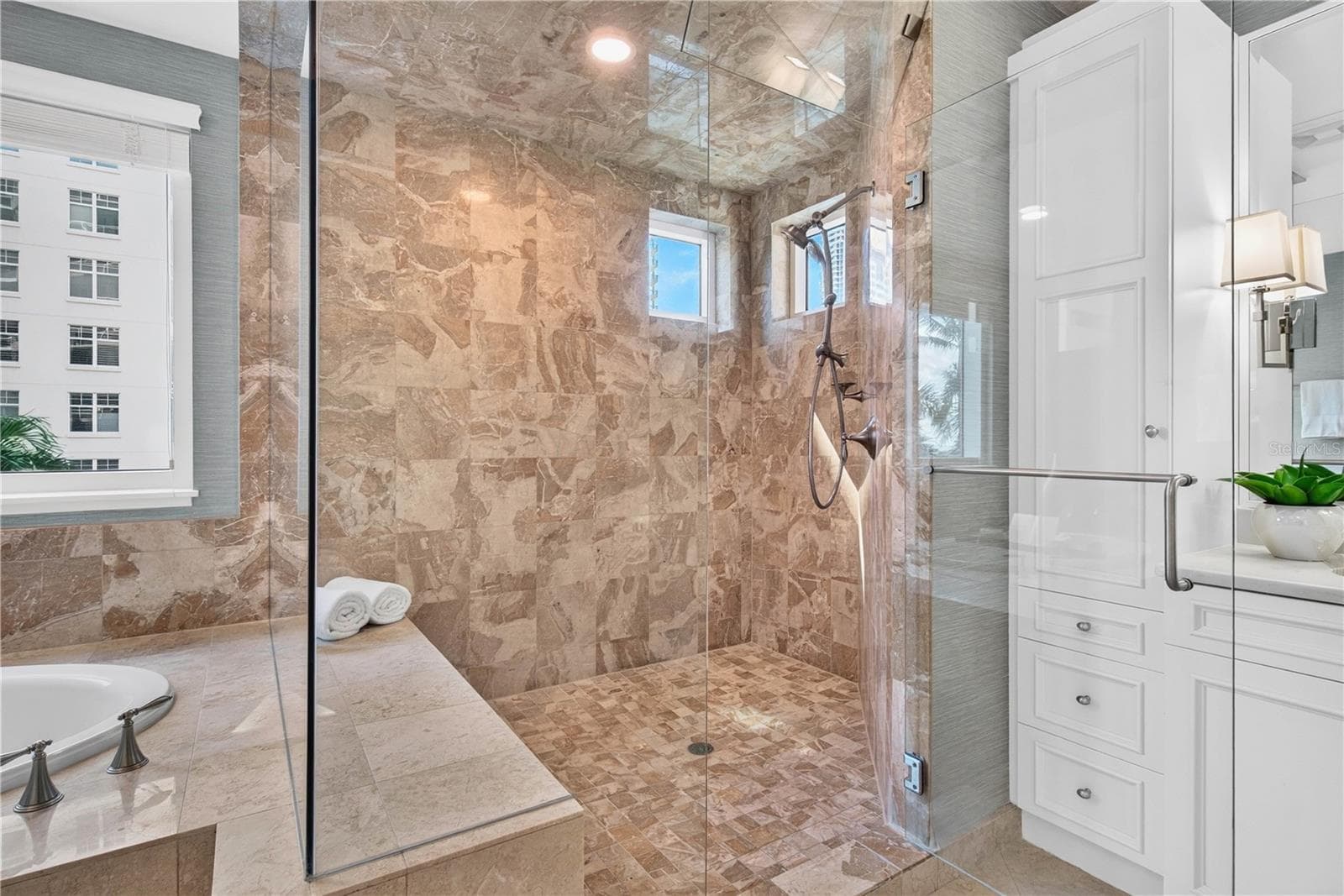 Primary Bath - 180 BEACH DR NE #502, ST PETERSBURG