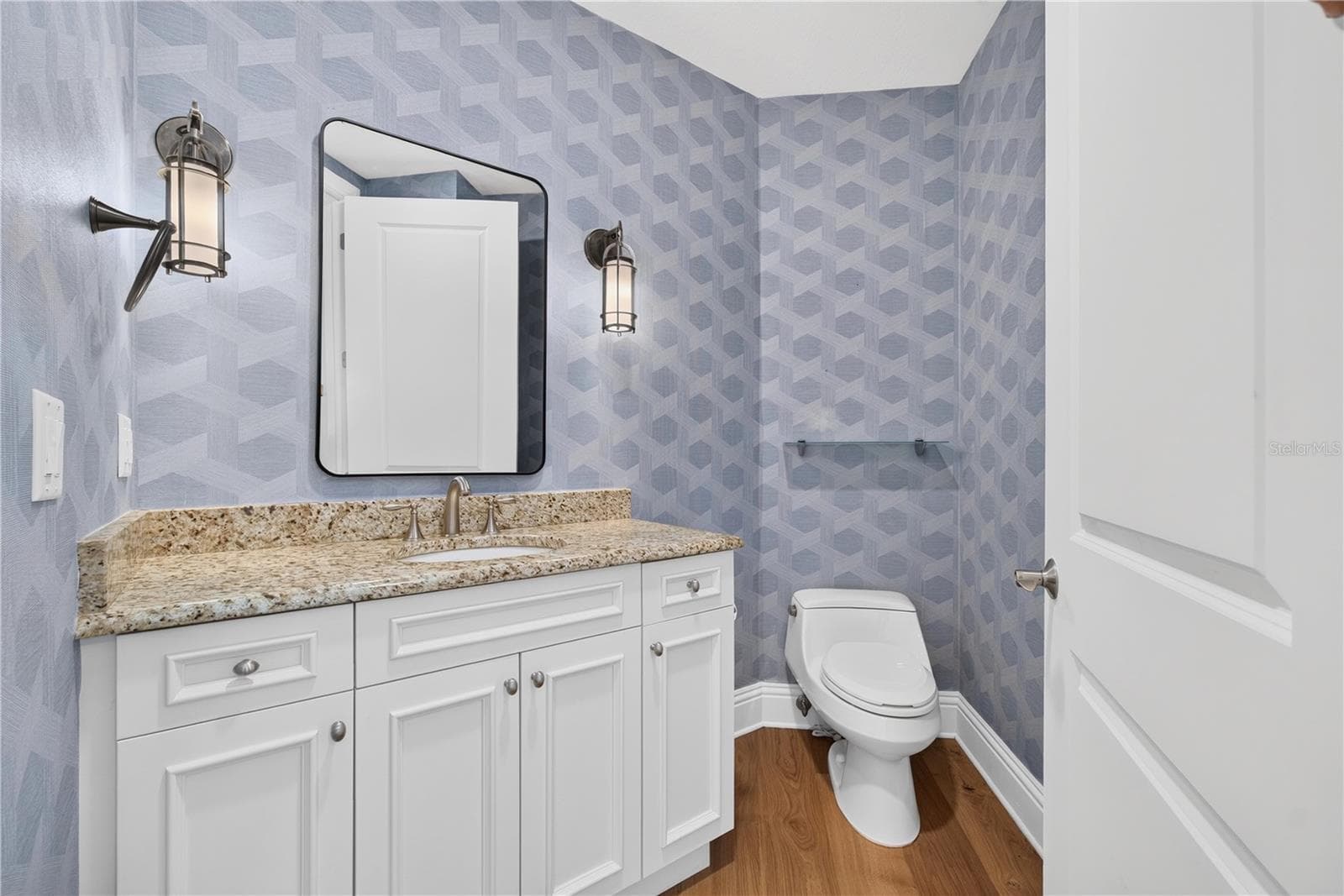 Half-Bath - 180 BEACH DR NE #502, ST PETERSBURG