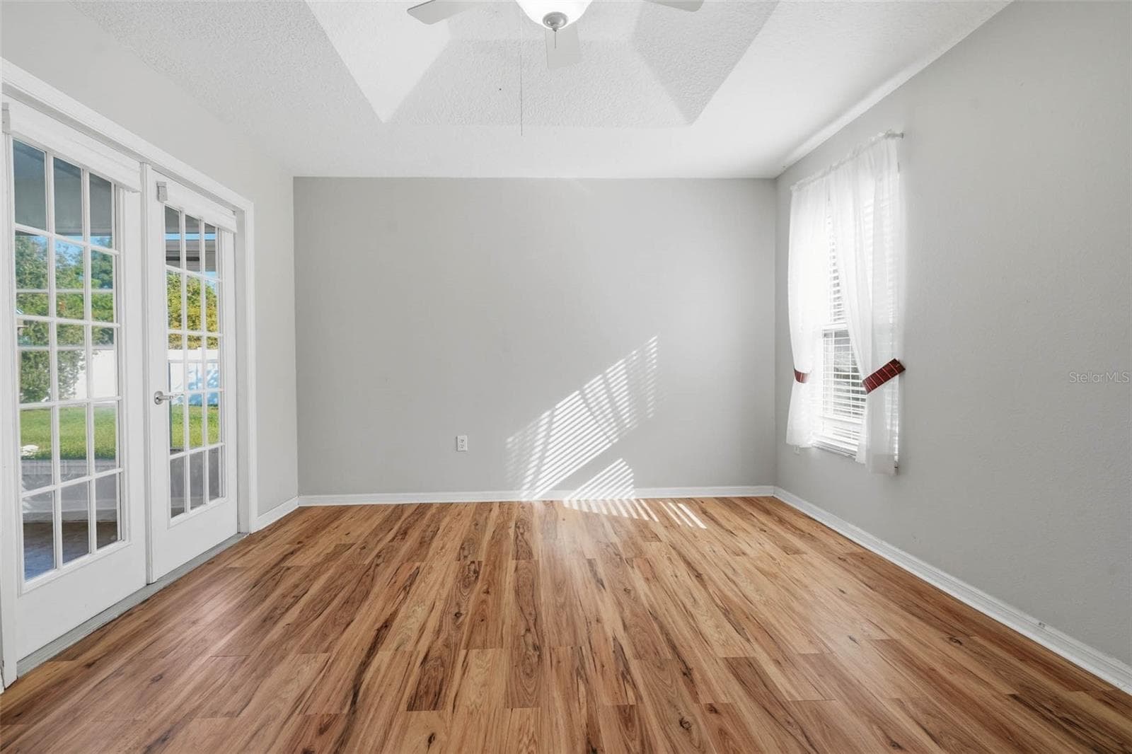 Single Family Residence at 29307 KAPALUA WAY, SAN ANTONIO, photo 23 of 52