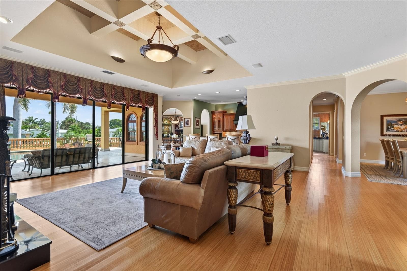 Single Family Residence at 316 W BAY DR, VENICE, photo 19 of 100