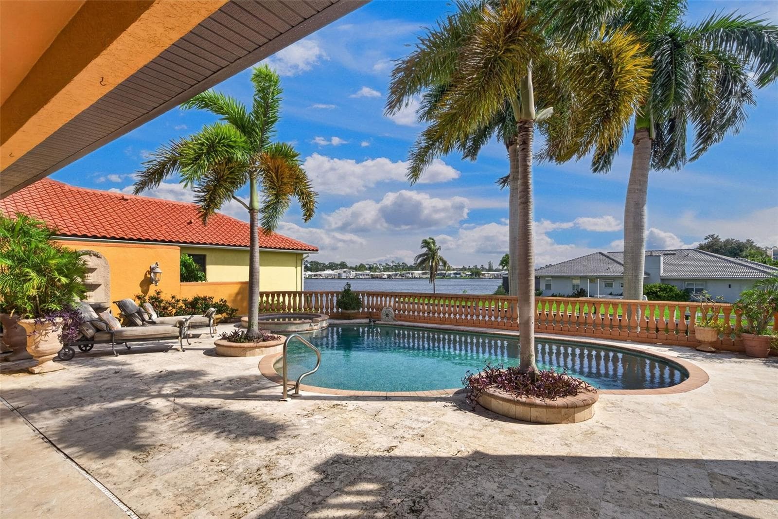 Single Family Residence at 316 W BAY DR, VENICE, photo 50 of 100
