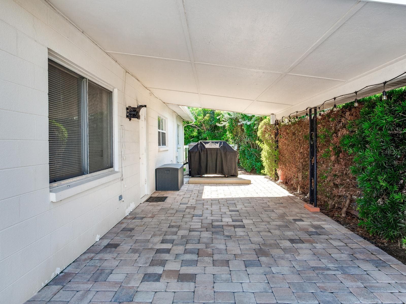 Duplex at 245 115TH AVE, TREASURE ISLAND, photo 5 of 54