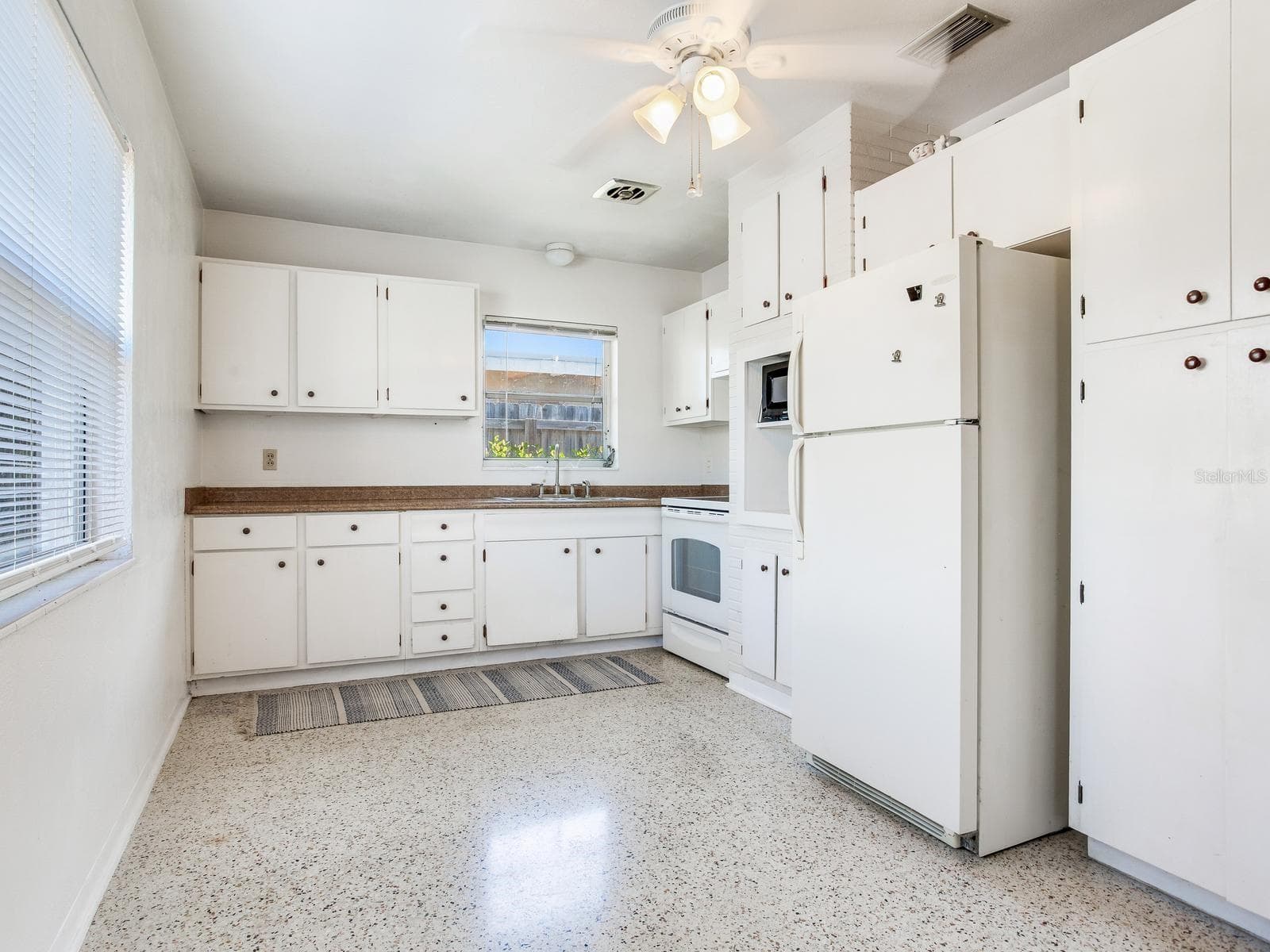Duplex at 245 115TH AVE, TREASURE ISLAND, photo 13 of 54