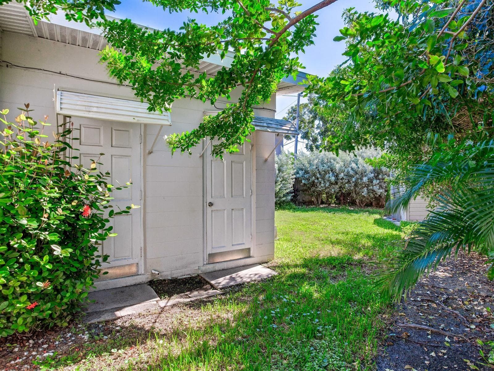 2 utility closets - 245 115TH AVE, TREASURE ISLAND