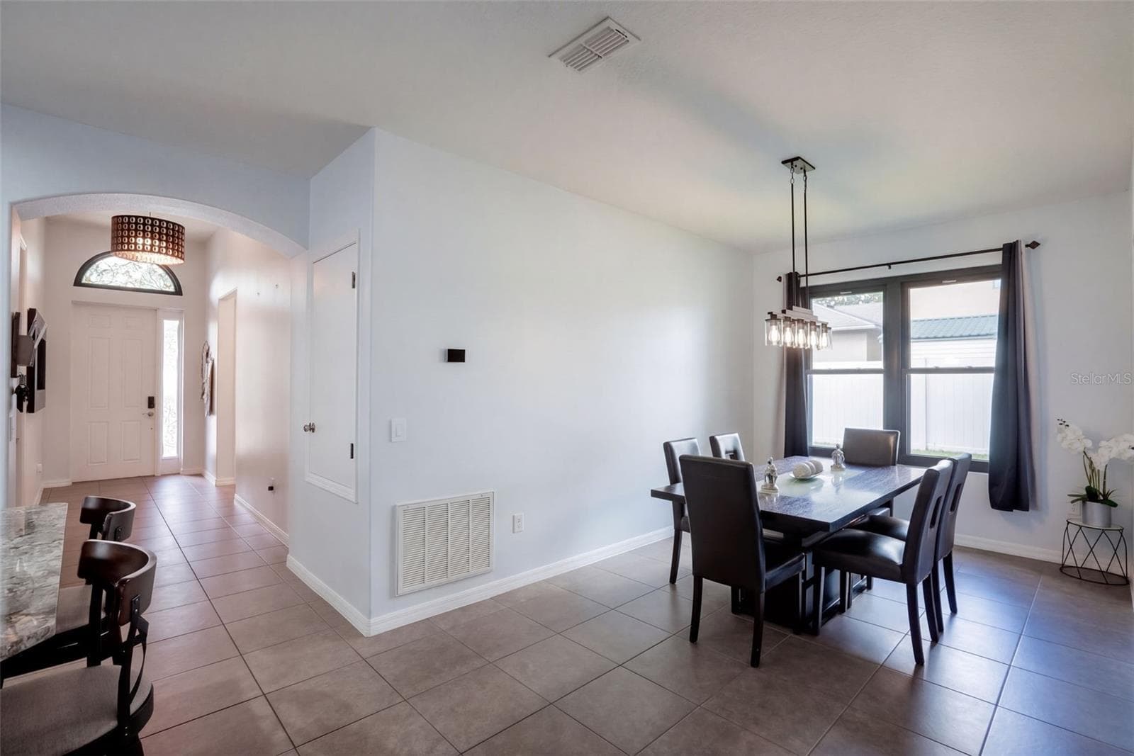 Single Family Residence at 1773 WATERSIDE OAKS DR, ORANGE CITY, photo 5 of 49
