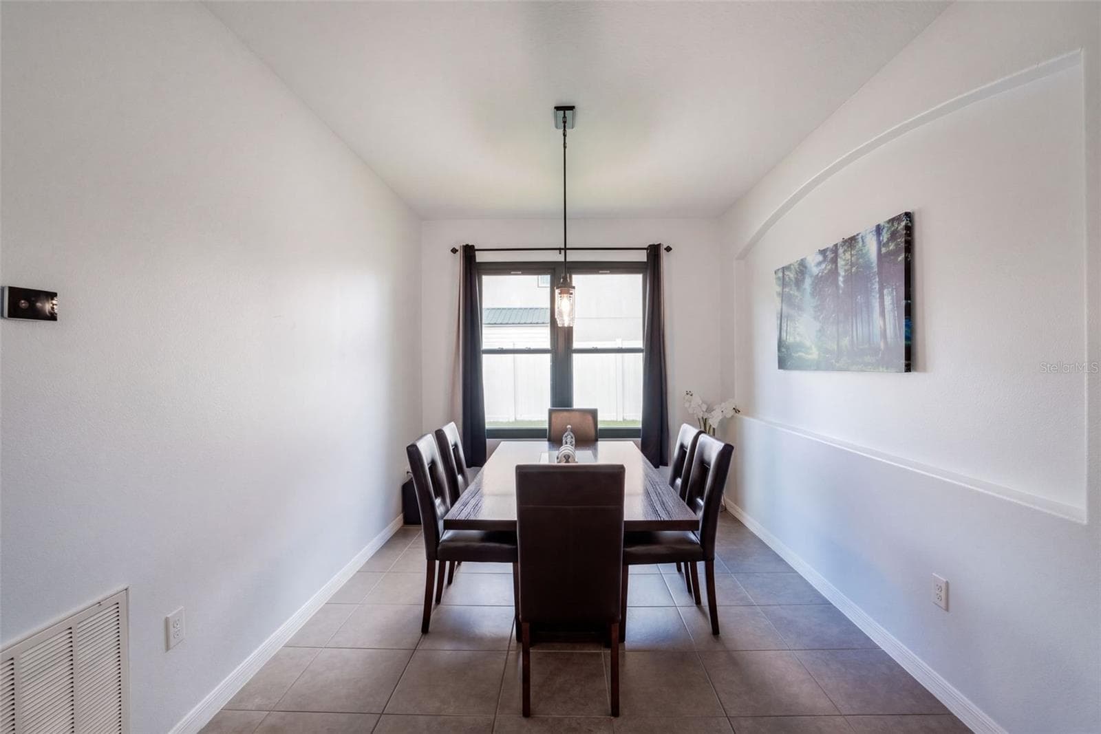 Single Family Residence at 1773 WATERSIDE OAKS DR, ORANGE CITY, photo 6 of 49
