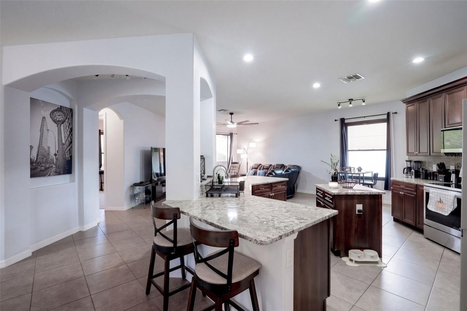 Single Family Residence at 1773 WATERSIDE OAKS DR, ORANGE CITY, photo 14 of 49