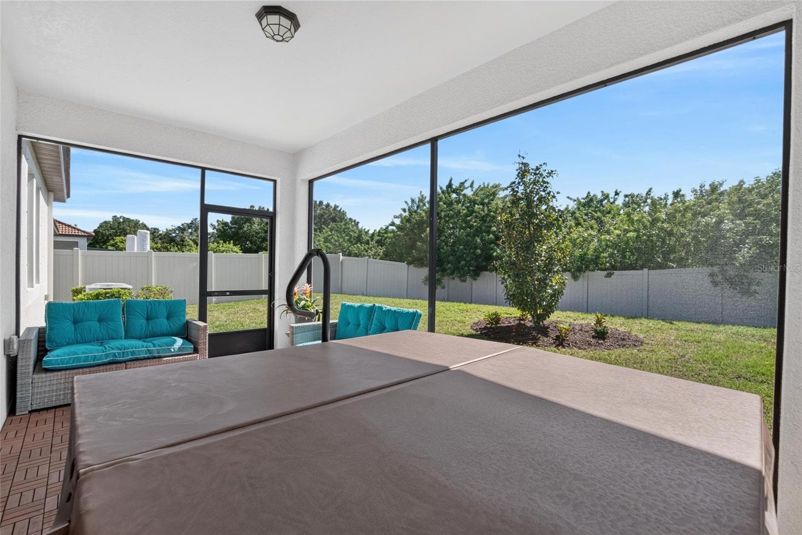 Single Family Residence at 16922 ANCHOR ROOT ST, WIMAUMA, photo 10 of 75