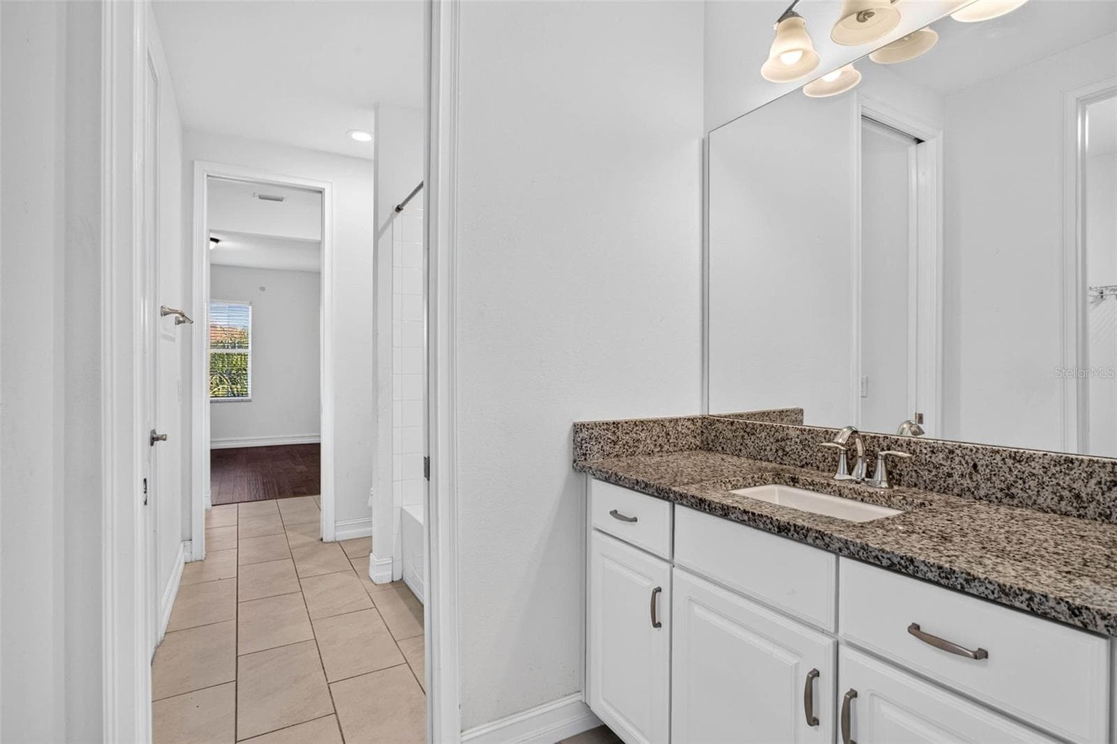 Single Family Residence at 33455 AZALEA RIDGE DR, WESLEY CHAPEL, photo 25 of 47