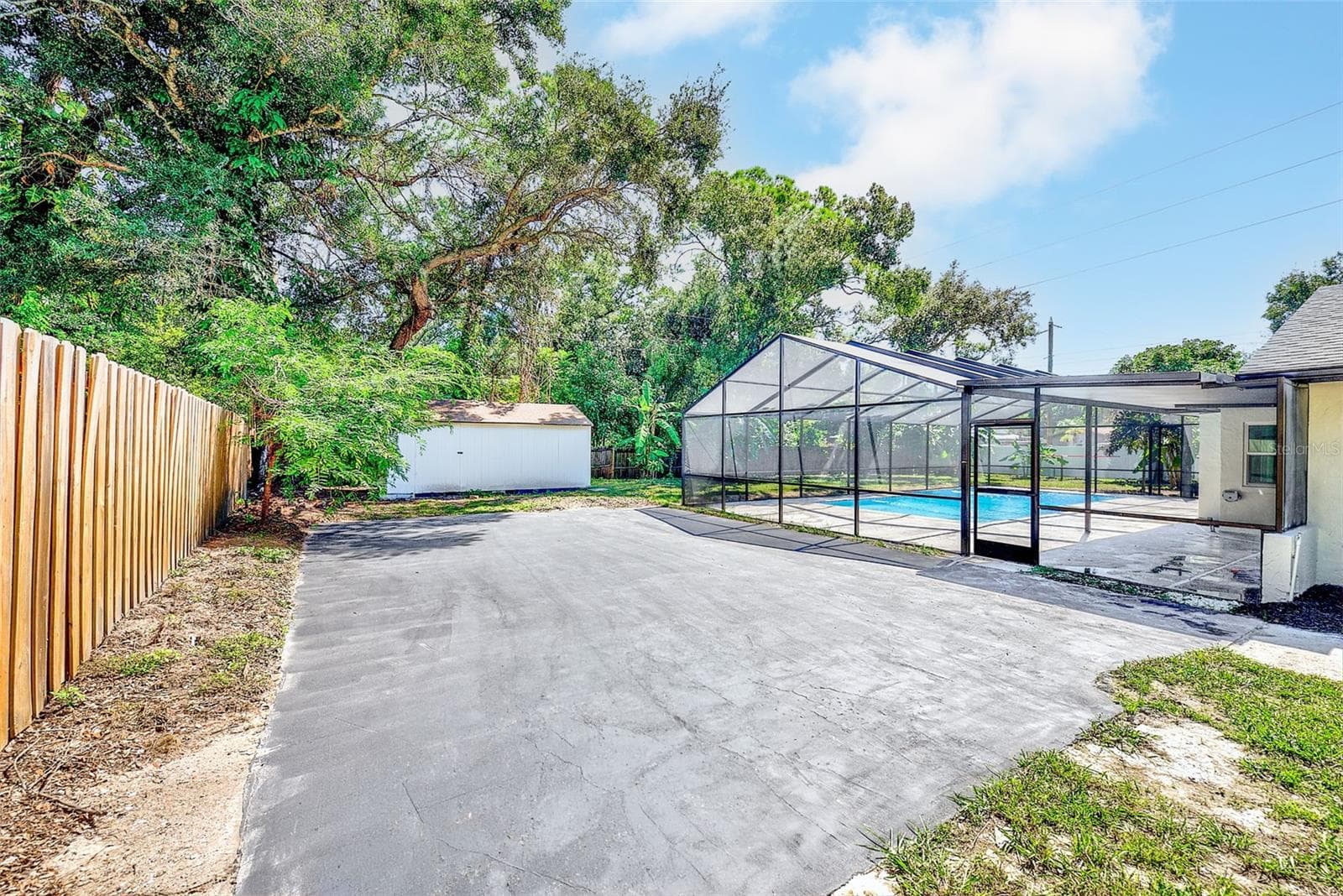 Single Family Residence at 1595 OAK LN, CLEARWATER, photo 50 of 64