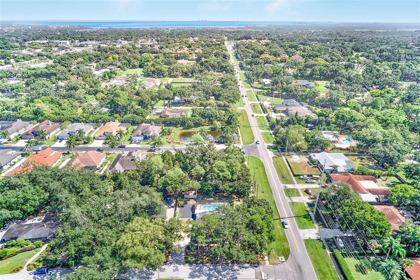 Single Family Residence at 1595 OAK LN, CLEARWATER, photo 60 of 64