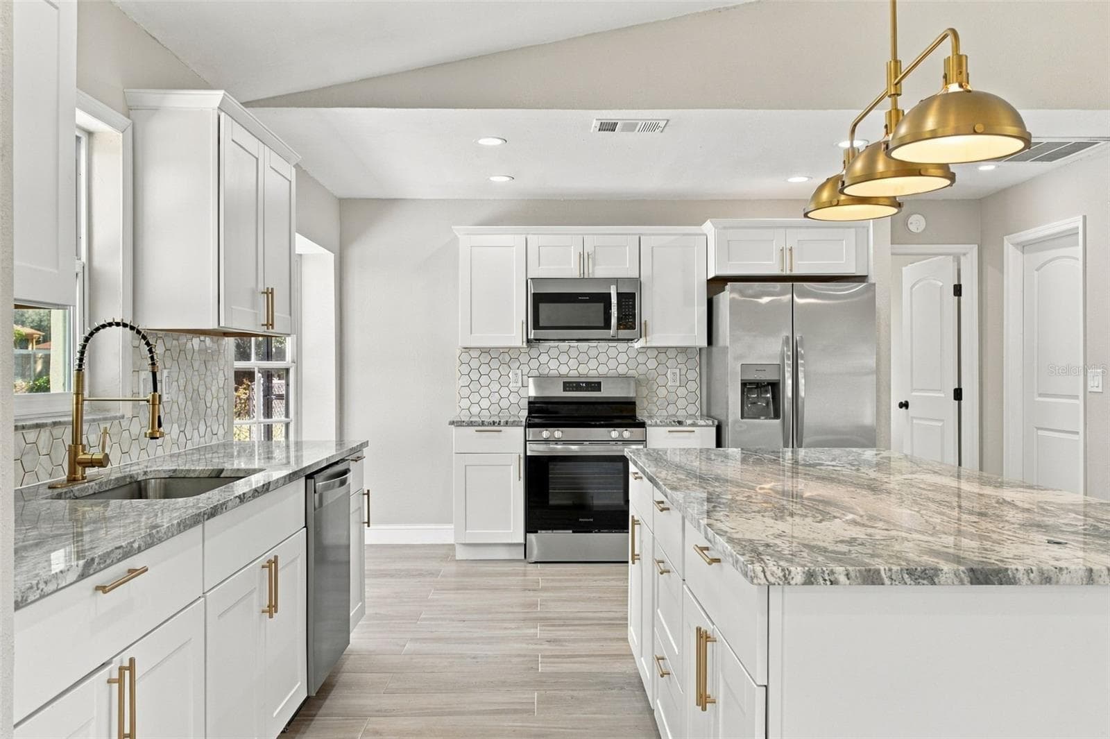 Kitchen - 11365 RIDDLE DR, SPRING HILL