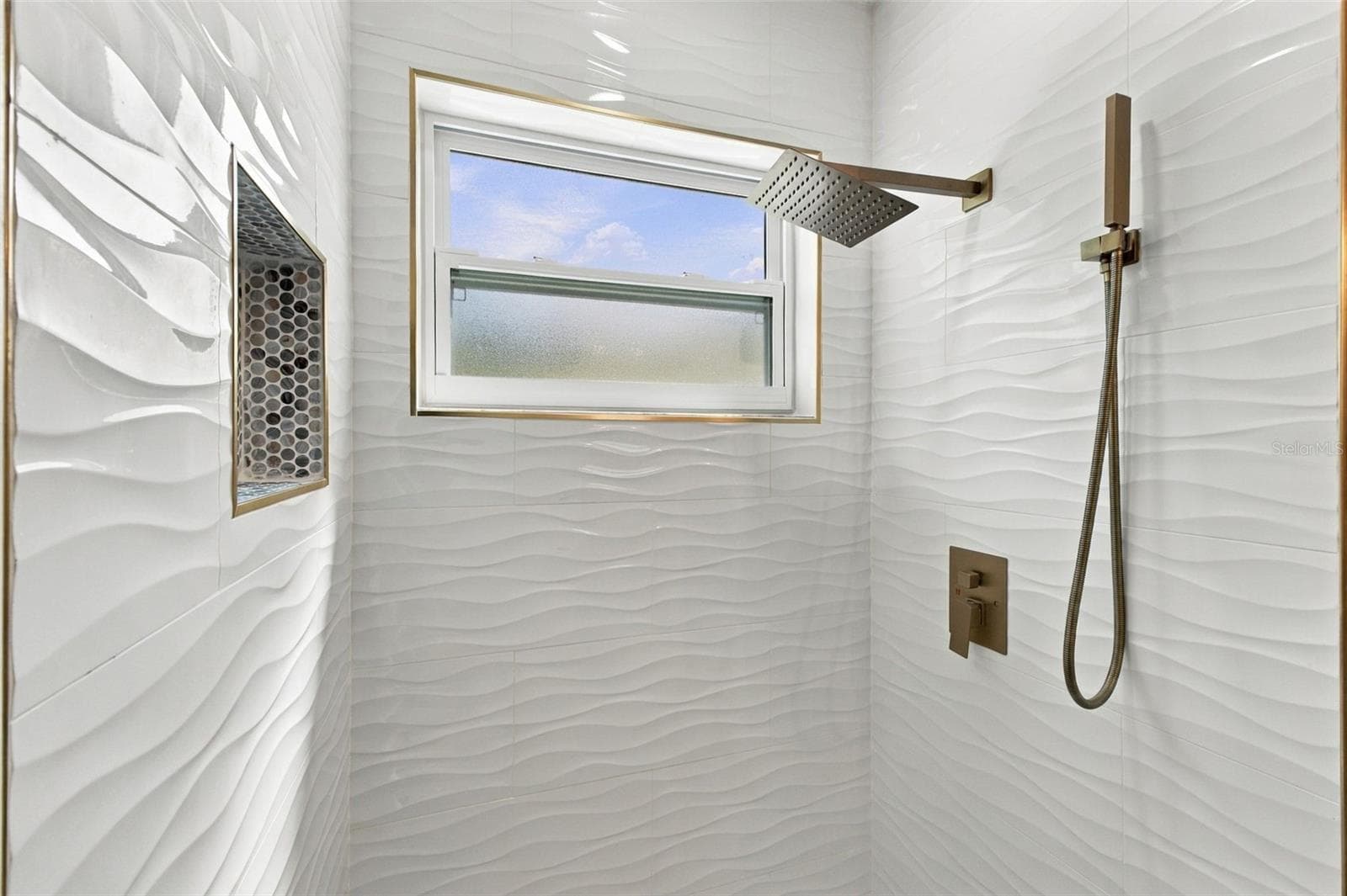 Primary bathroom - 11365 RIDDLE DR, SPRING HILL