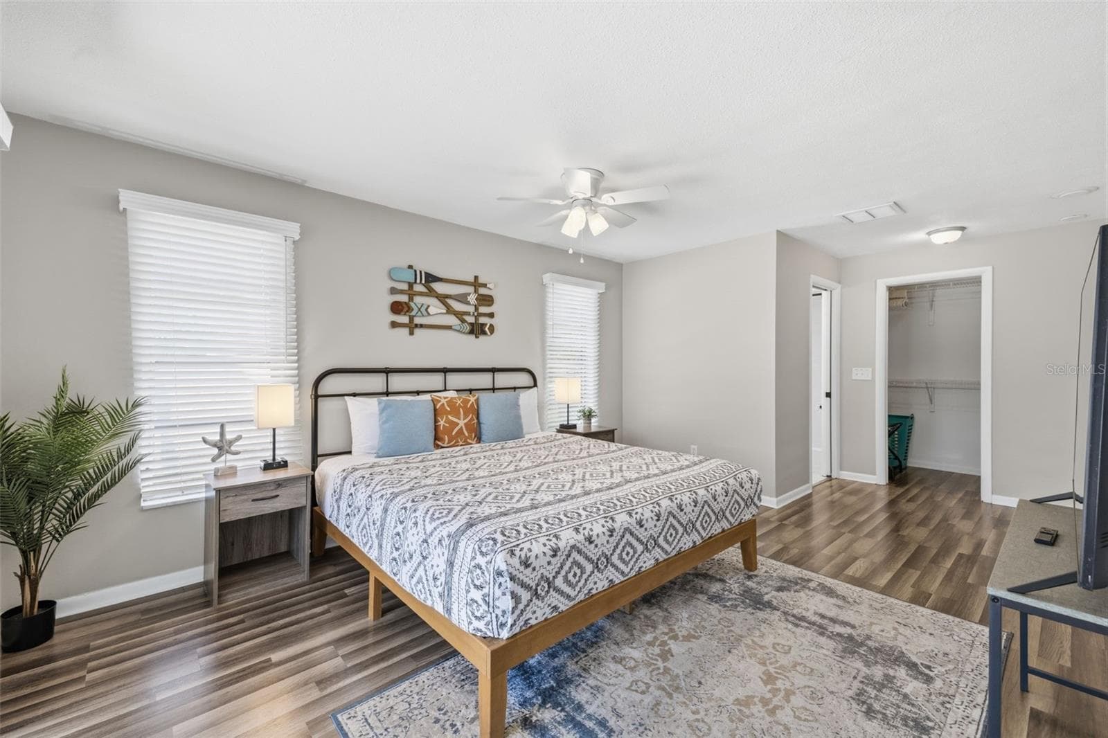 Single Family Residence at 9542 OAKHURST RD, SEMINOLE, photo 12 of 40