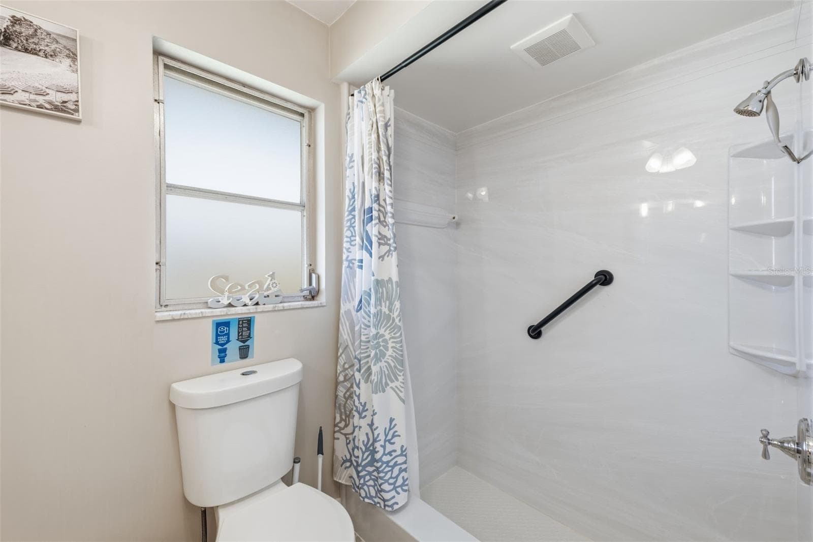 Single Family Residence at 9542 OAKHURST RD, SEMINOLE, photo 16 of 40