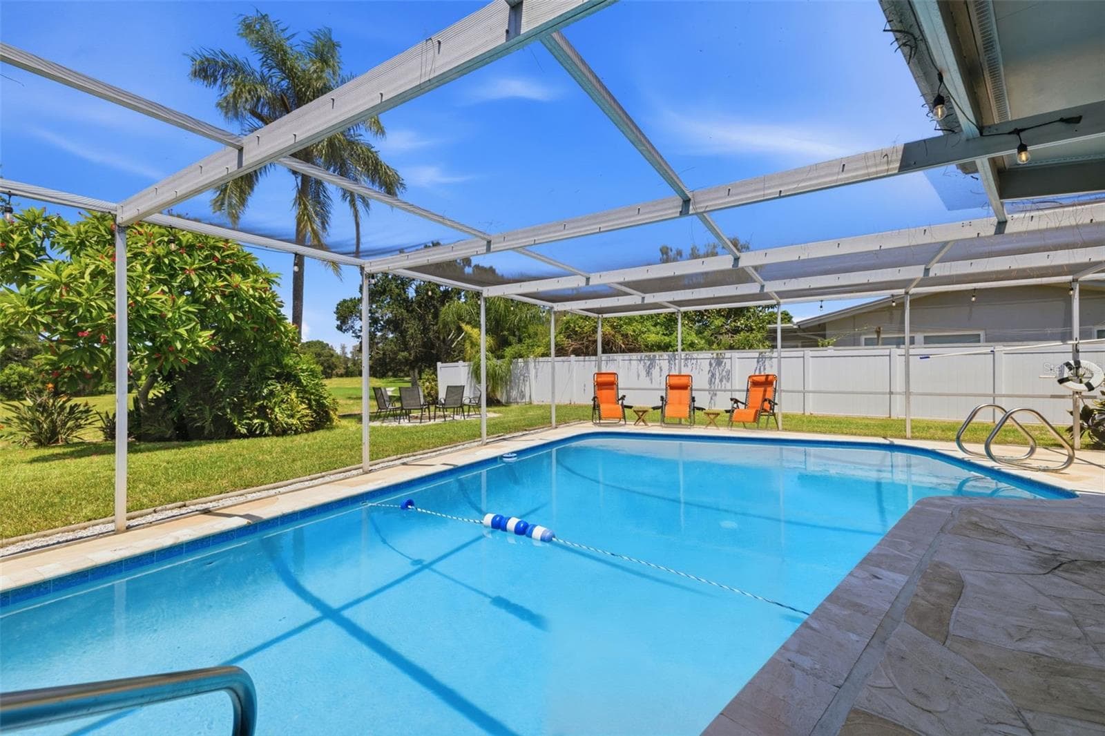 Single Family Residence at 9542 OAKHURST RD, SEMINOLE, photo 28 of 40