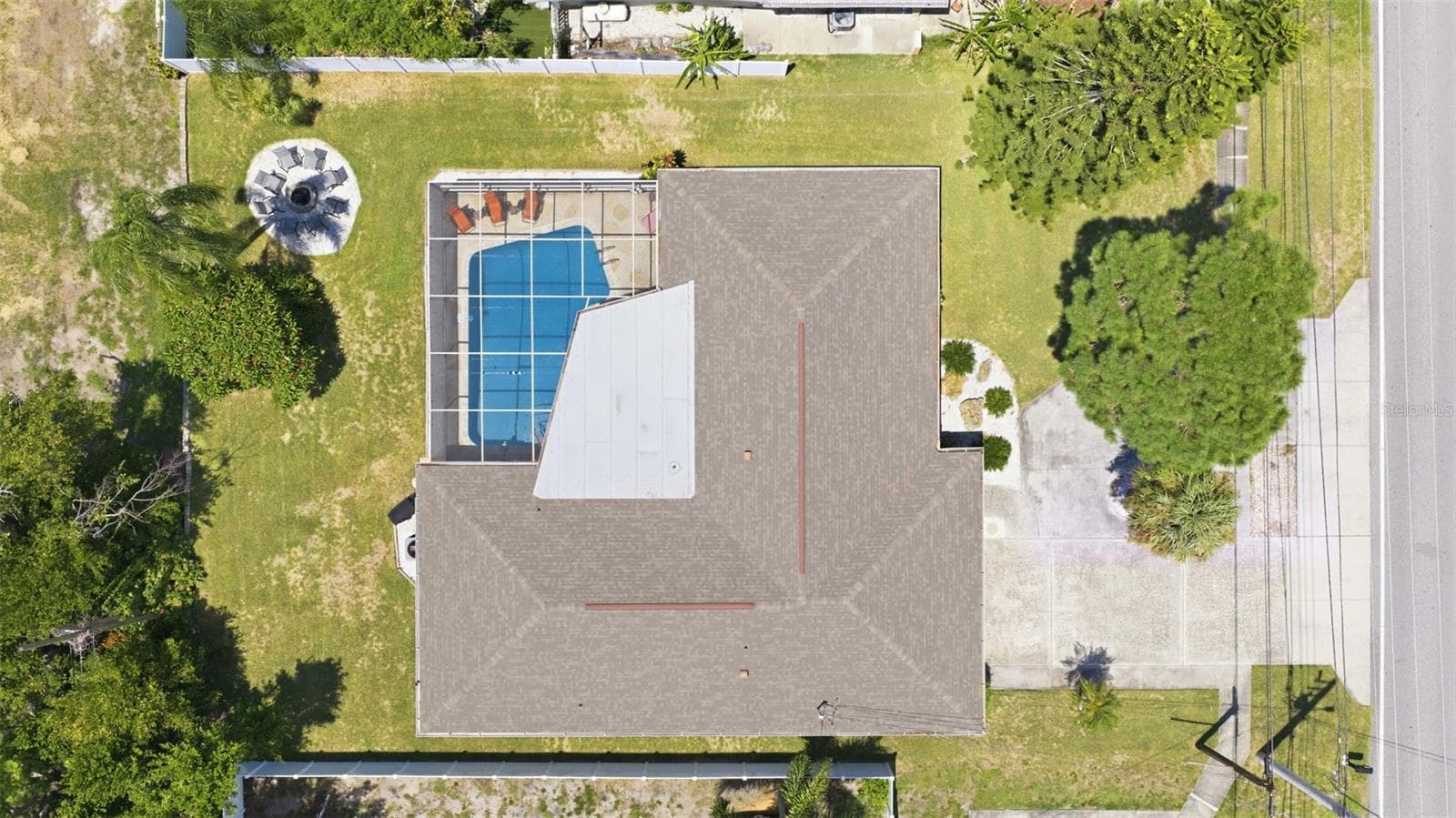 Single Family Residence at 9542 OAKHURST RD, SEMINOLE, photo 36 of 40