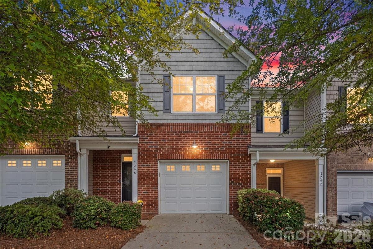 3246 Yarmouth Lane