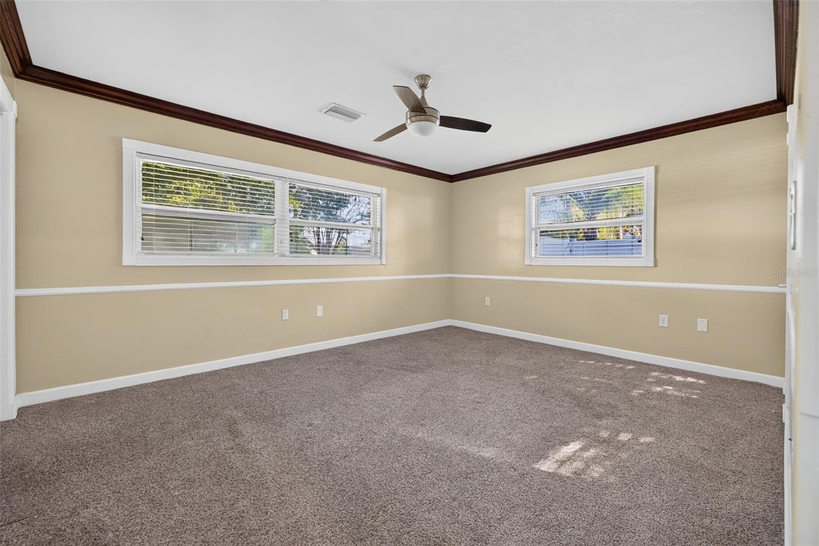 Single Family Residence at 1115 WOODSIDE AVE, CLEARWATER, photo 9 of 26